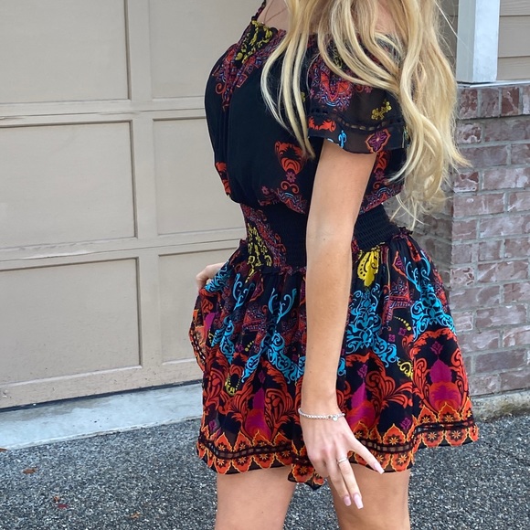 BEBE Bohemian Off the Shoulder Mini Dress Black Floral Size Small - Picture 7 of 8